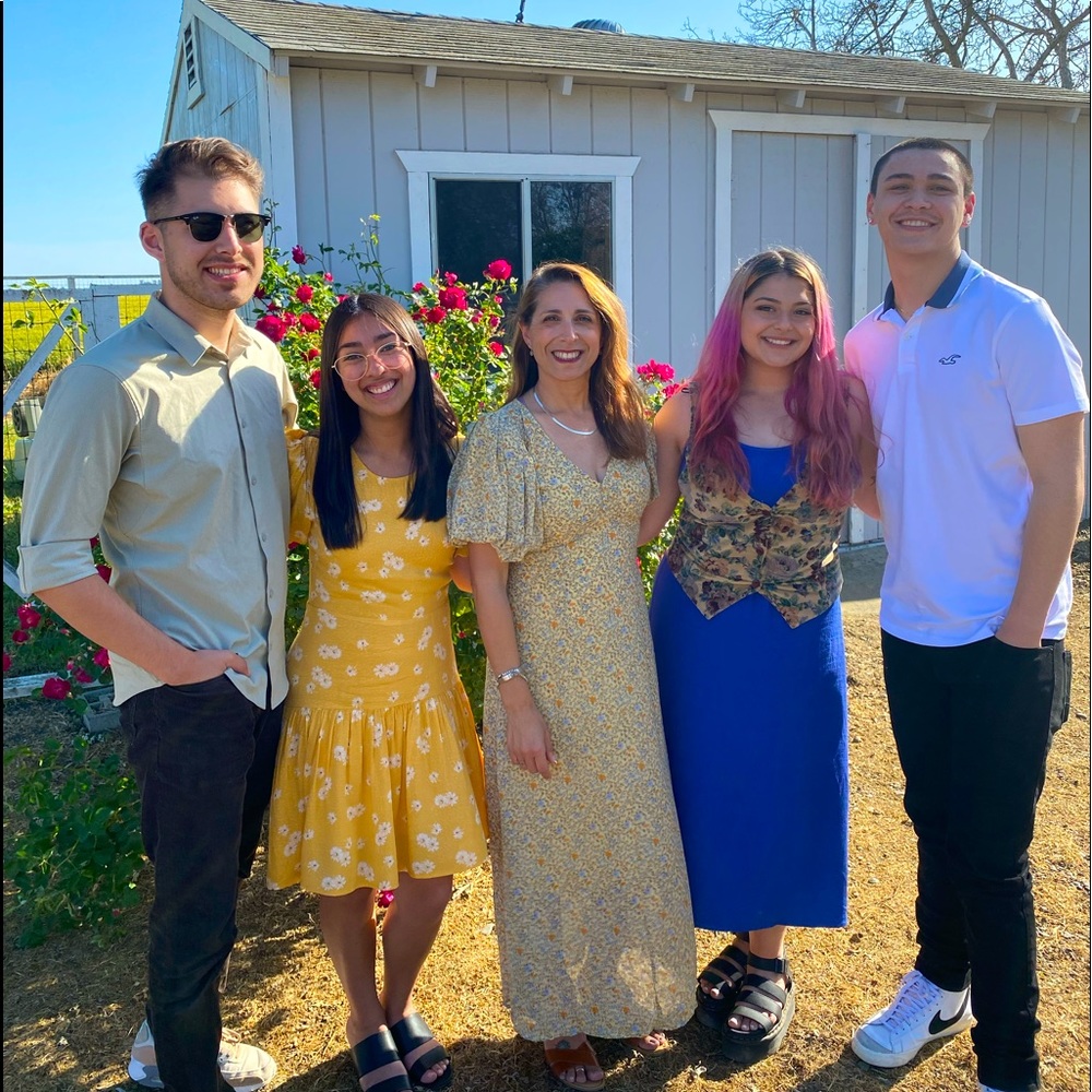 Meet your Posher, Angela